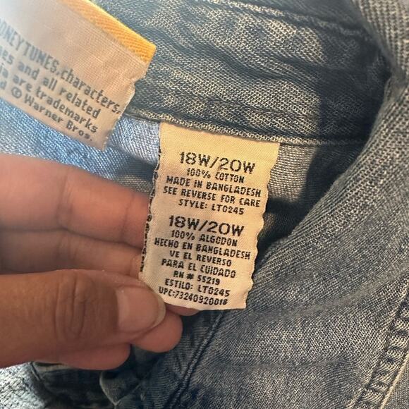 Vintage Looney Tunes Tweety Bird Denim Sleeveless Shirt | 90s Cartoon Tee - Picture 9 of 9